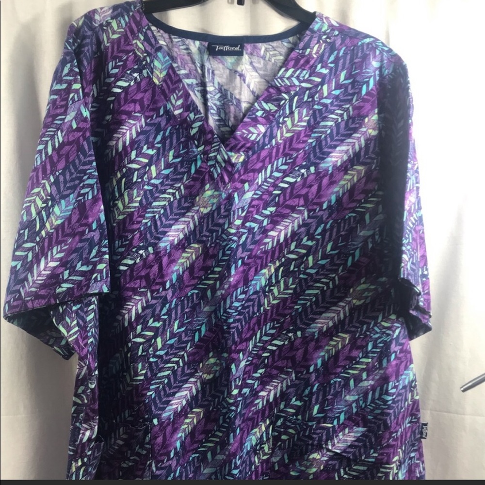 3xl scrub top